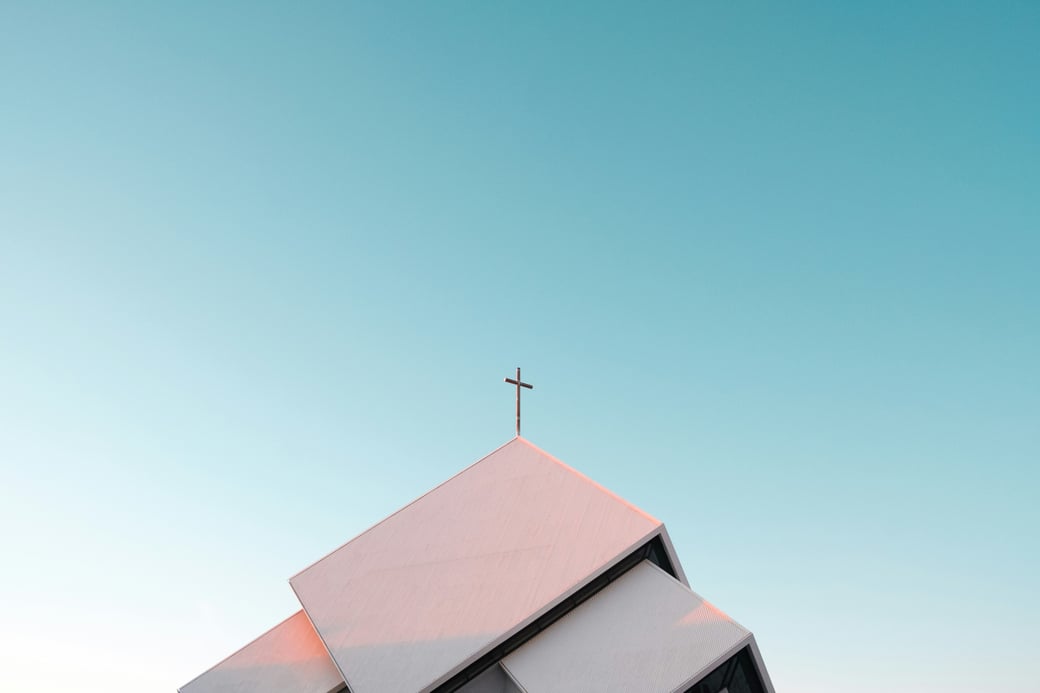 akira-hojo-unsplash-church